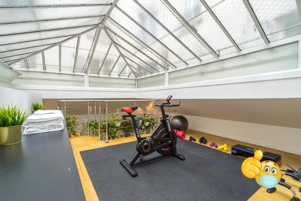 Apartment Ferienwohnung Canal House Paris